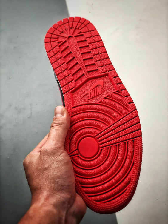 Air Jordan 1 Low "Shadow Toe Gym Red"