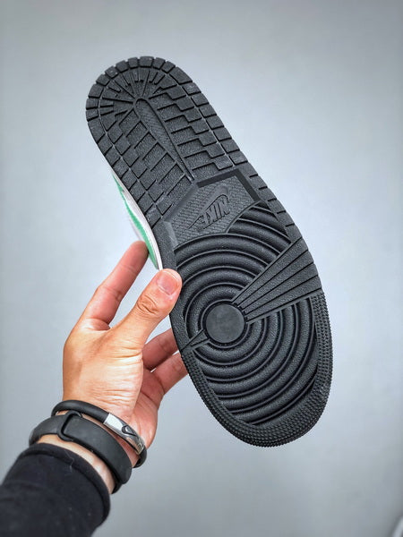 Air Jordan 1 Low green glow