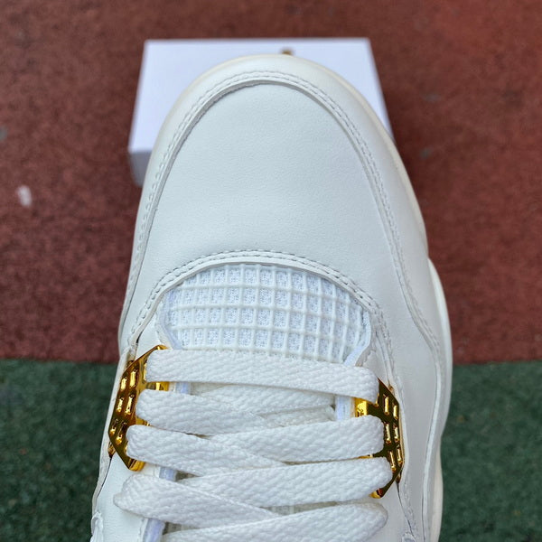 Air Jordan 4 “Metallic Gold”
