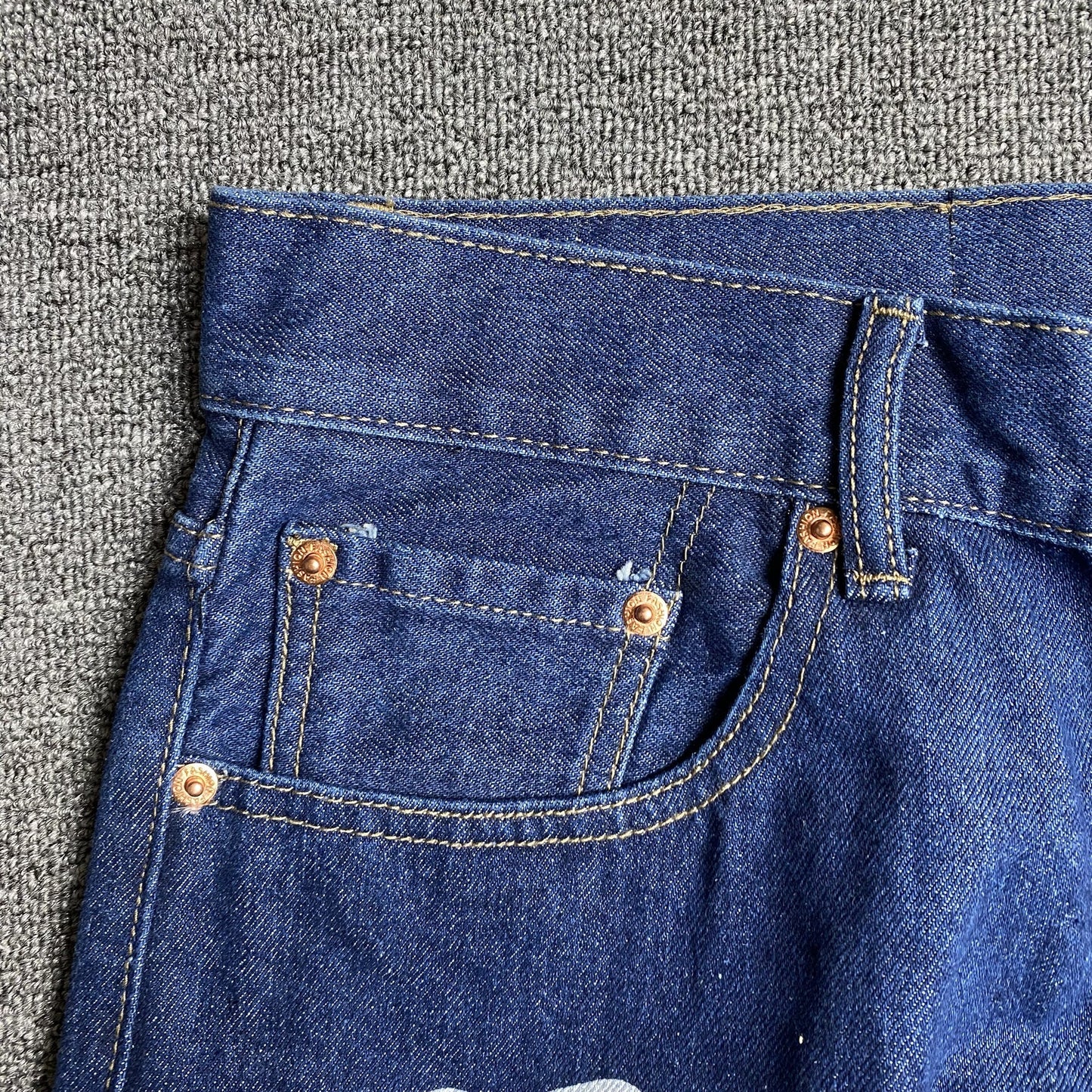 Jean Denim Tears x Levi's bleu foncé