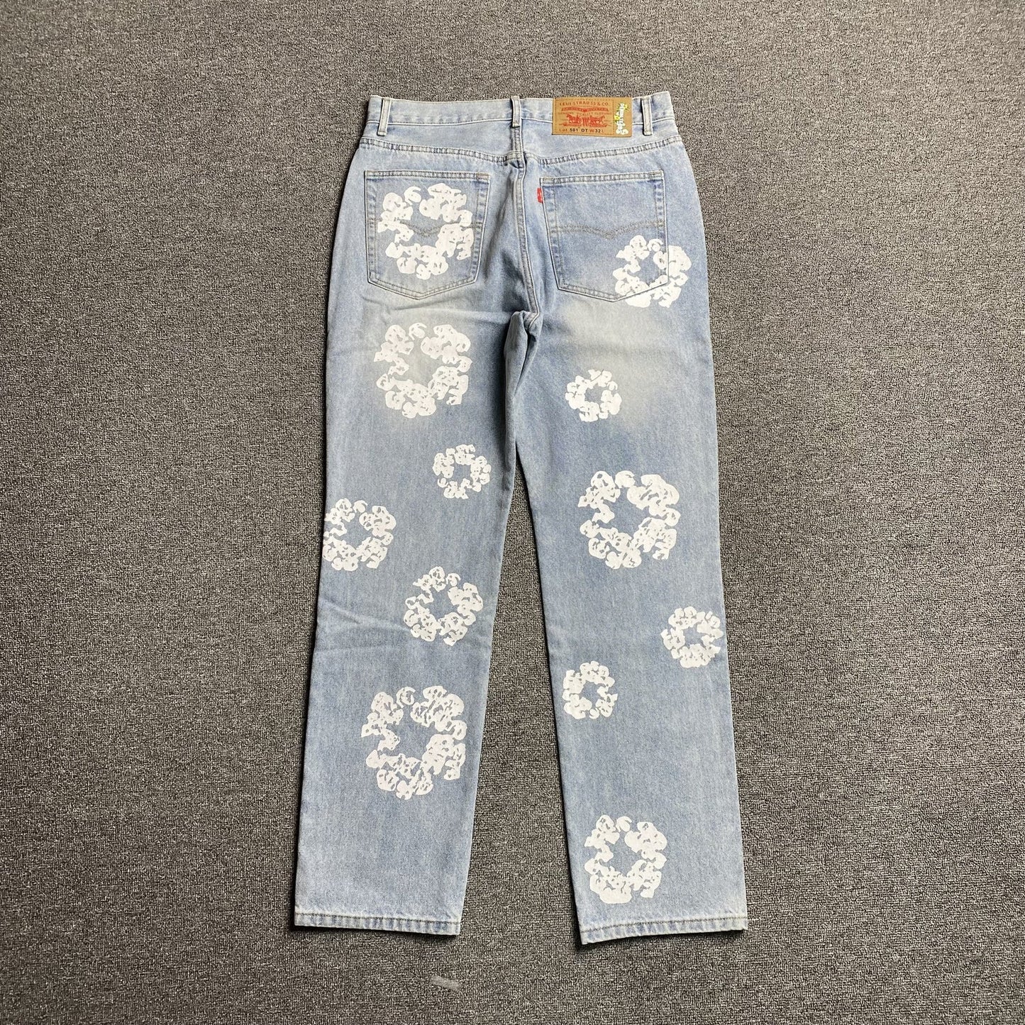 Jean Denim Tears x Levi's délavé clair