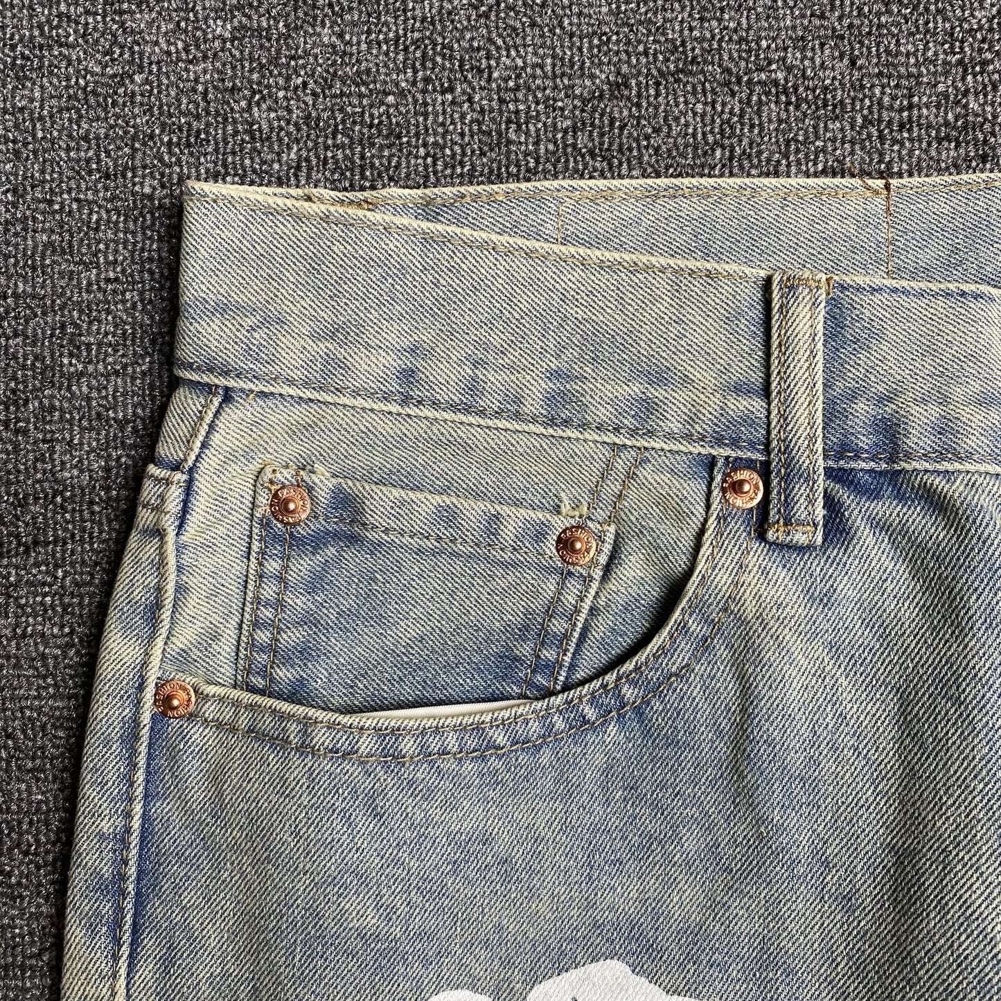 Jean Denim Tears x Levi's sale délavé clair