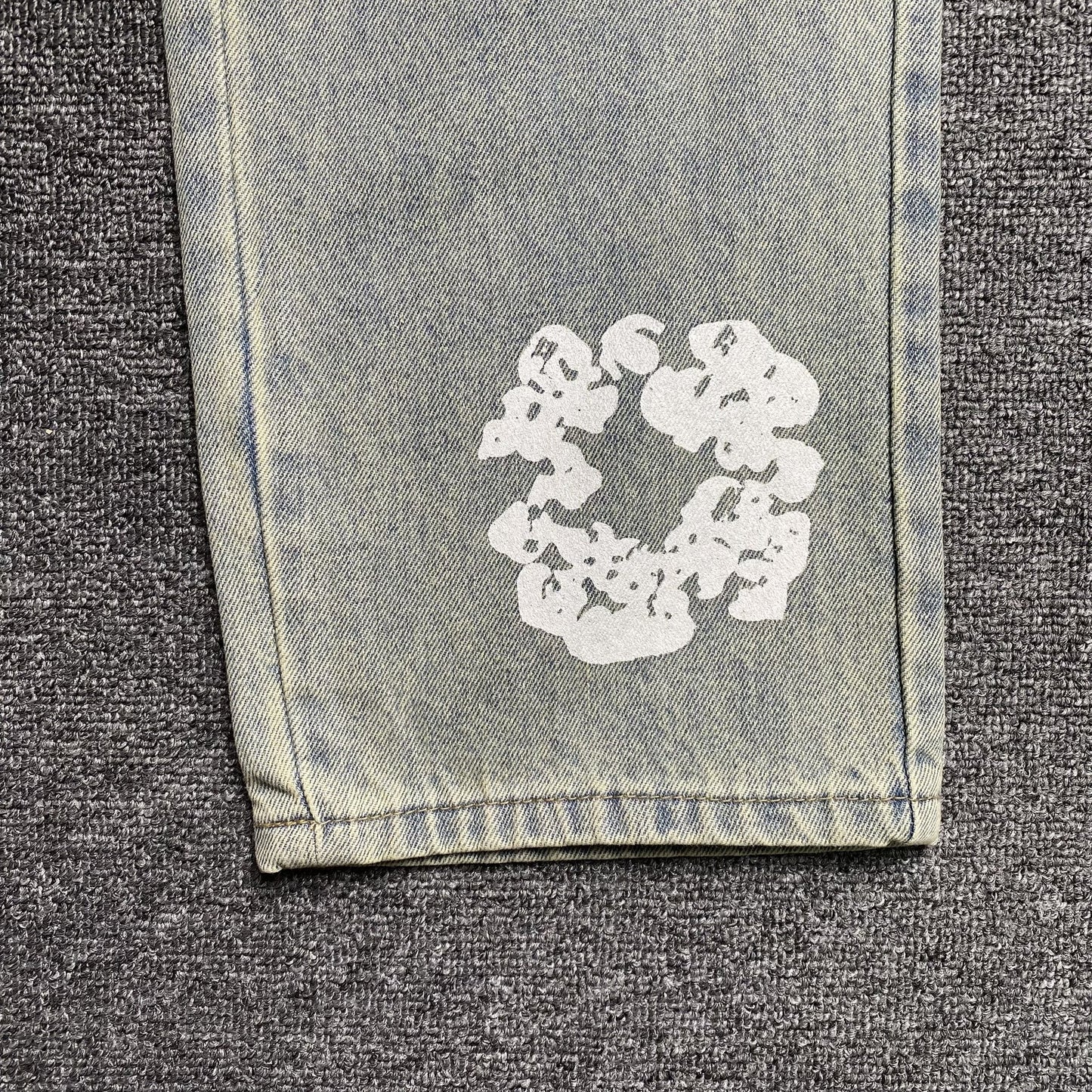 Jean Denim Tears x Levi's sale délavé clair