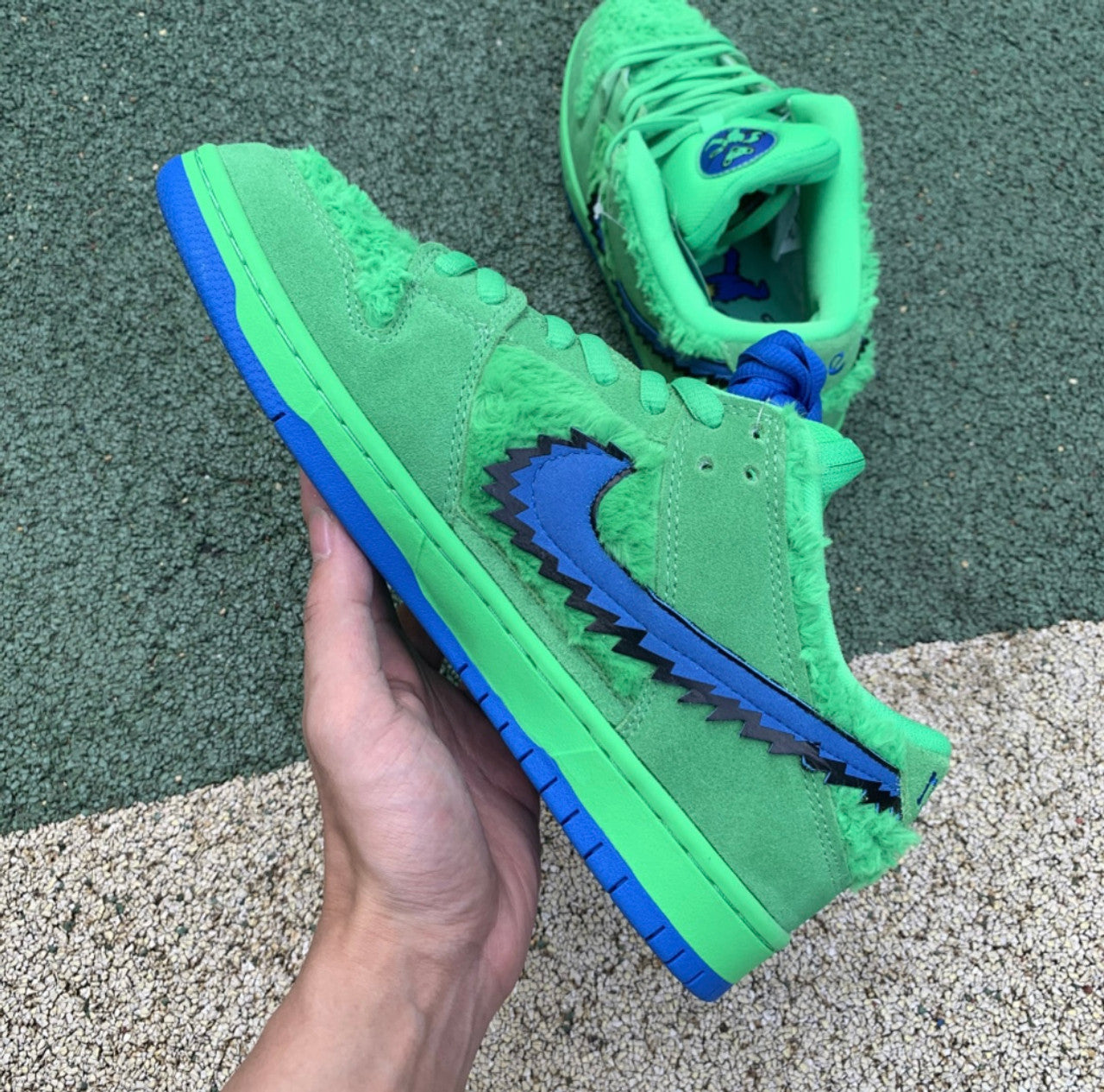 SB Dunk Low Grateful Dead green bears