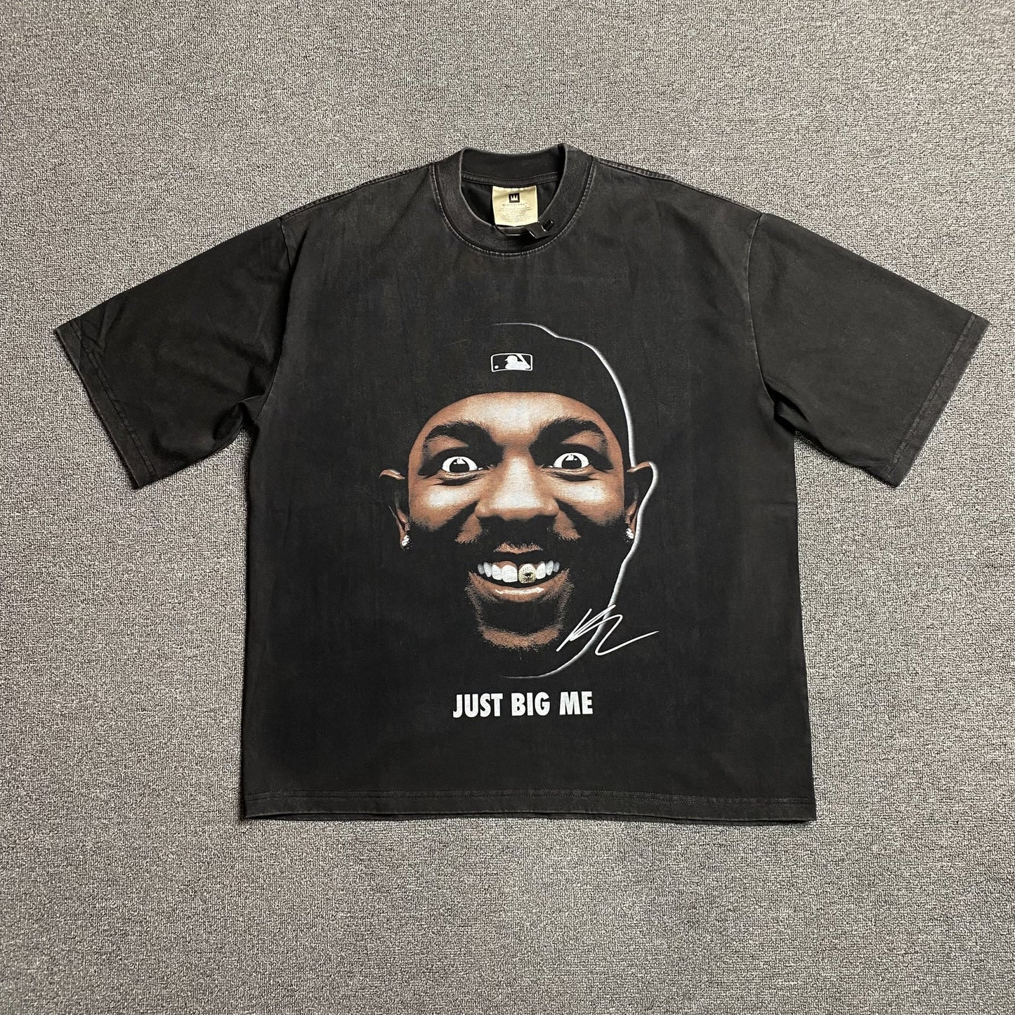 T-SHIRT ICON KENDRICK LAMAR GRIS FONCÉ