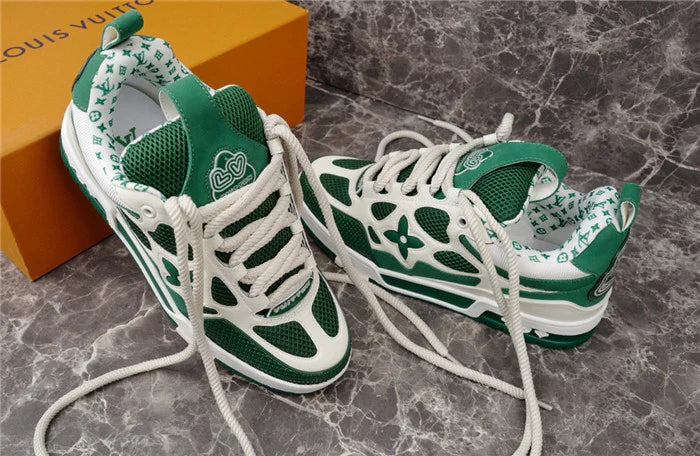 LOUIS VUITTON LV SKATE SNEAKER VERT BLANC