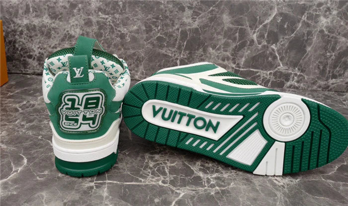 LOUIS VUITTON LV SKATE SNEAKER VERT BLANC