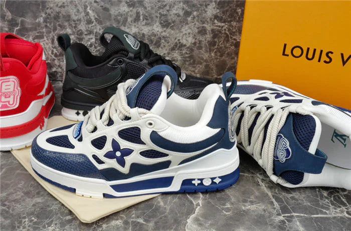 LOUIS VUITTON LV SKATE SNEAKER MARINE ET BLANC