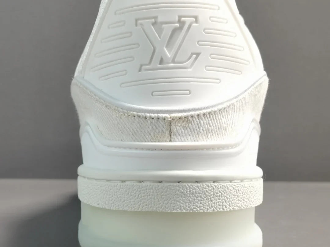 LOUIS VUITTON TRAINER SNEAKER BLANC