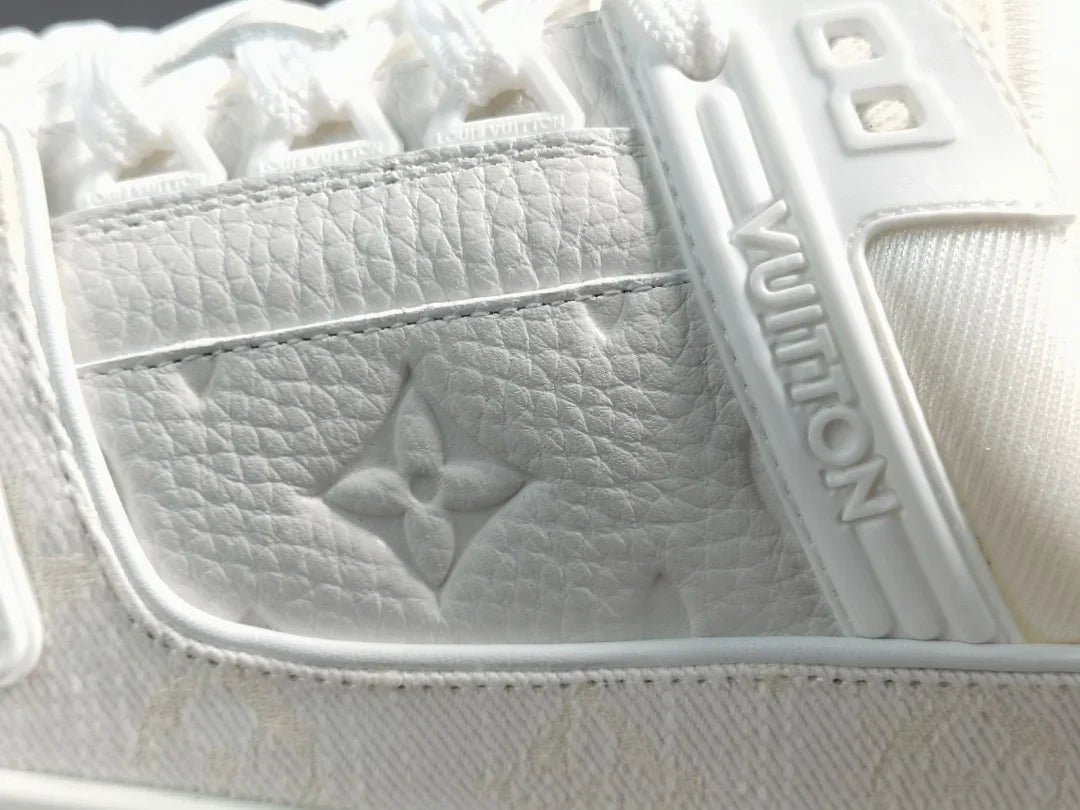 LOUIS VUITTON TRAINER SNEAKER BLANC