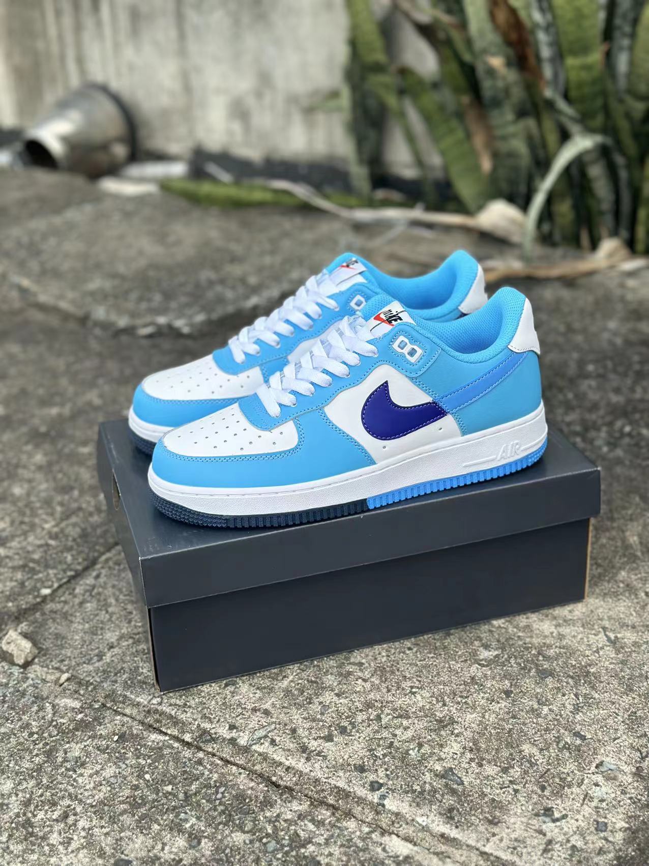 Nike Air Force 1 Low Split "Light Photo Blue"