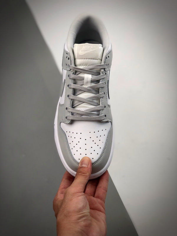 NIKE Dunk Low "Photon Dust"