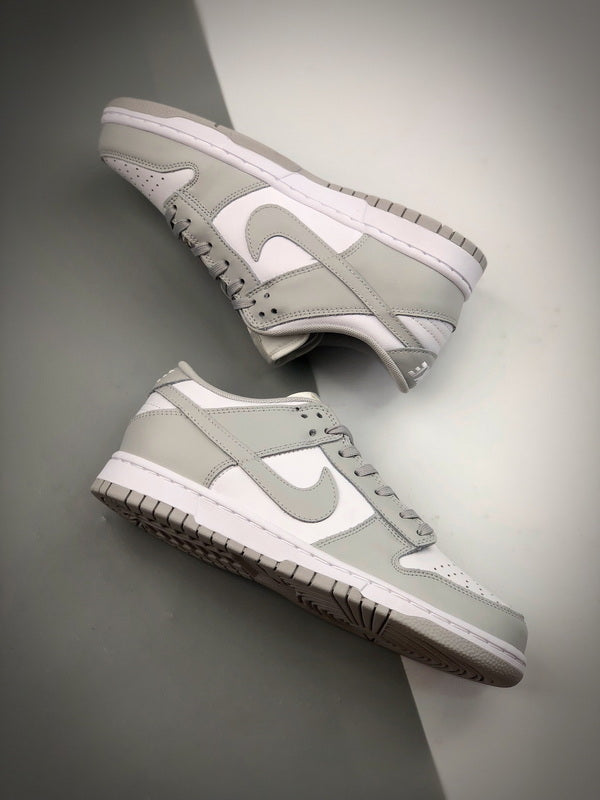 NIKE Dunk Low "Photon Dust"