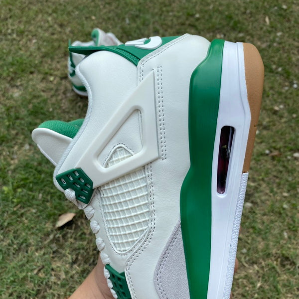 Nike SB x Air Jordan 4 Pine Green