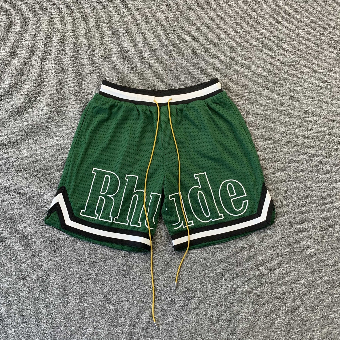 SHORT RHUDE COURT LOGO VERT