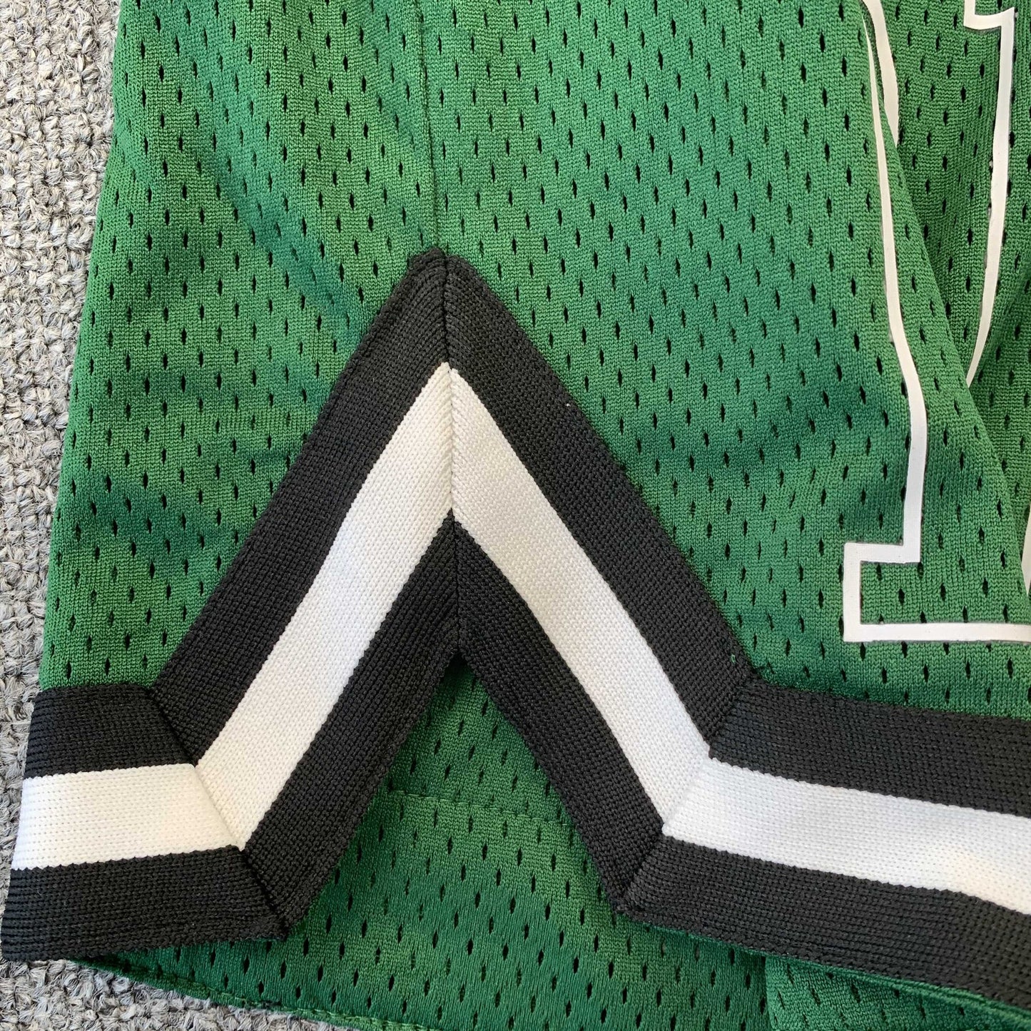 SHORT RHUDE COURT LOGO VERT