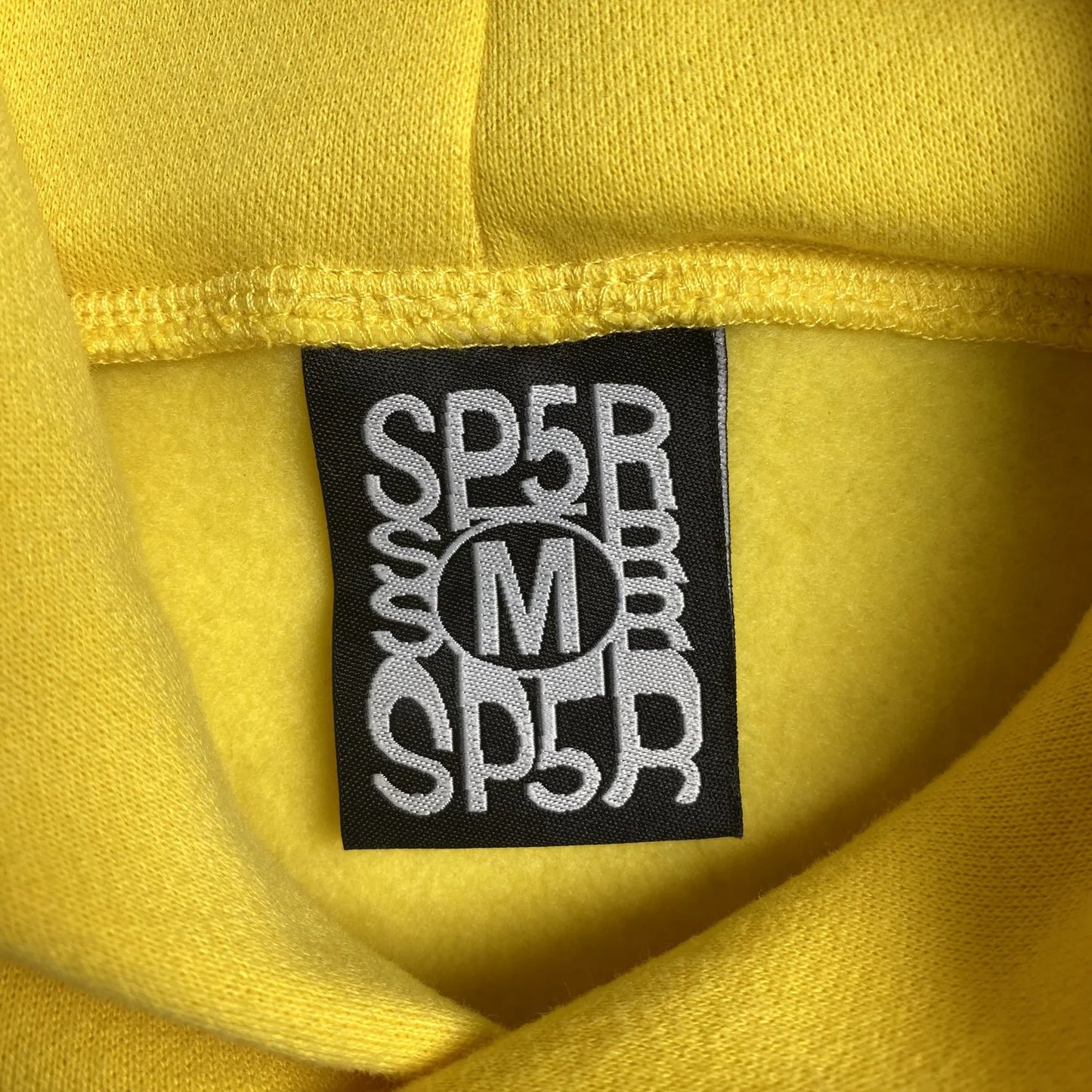 Sweat à capuche SP5DER 5 étoiles jaune
