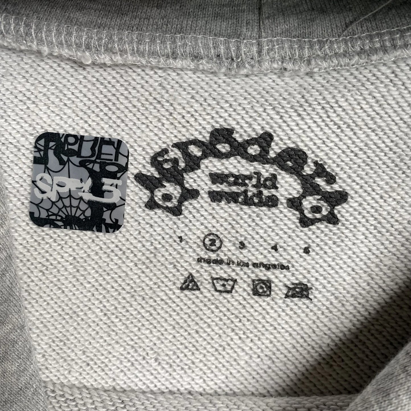 Sweat à capuche SP5DER ARACH NY PHOBIA gris cendre