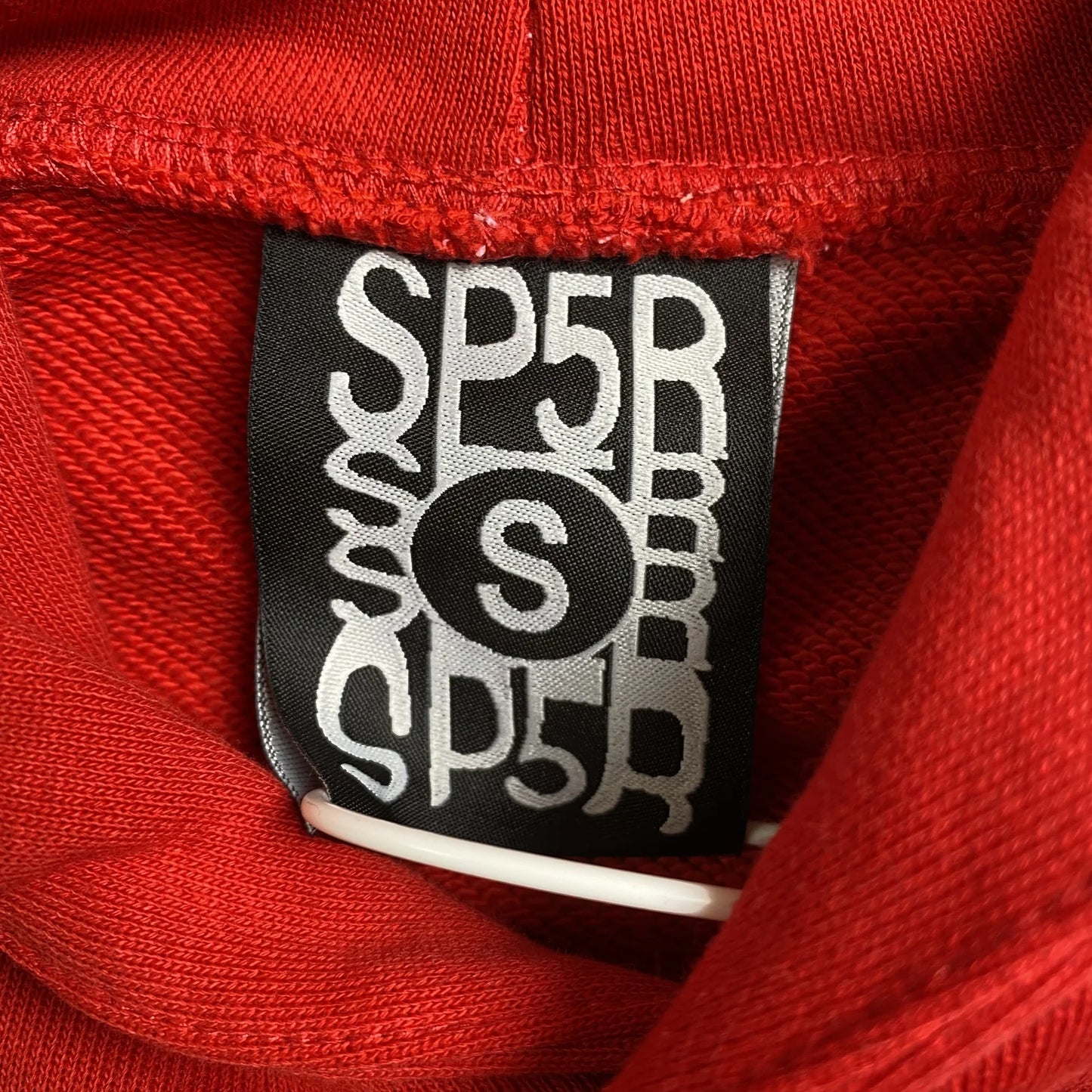 Sweat à capuche SP5DER x METRO BOOMIN HÉROS ET MÉCHANTS ROUGE