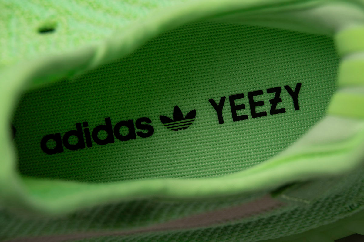 Yeezy Boost 350 V2 "Glow In The Dark"