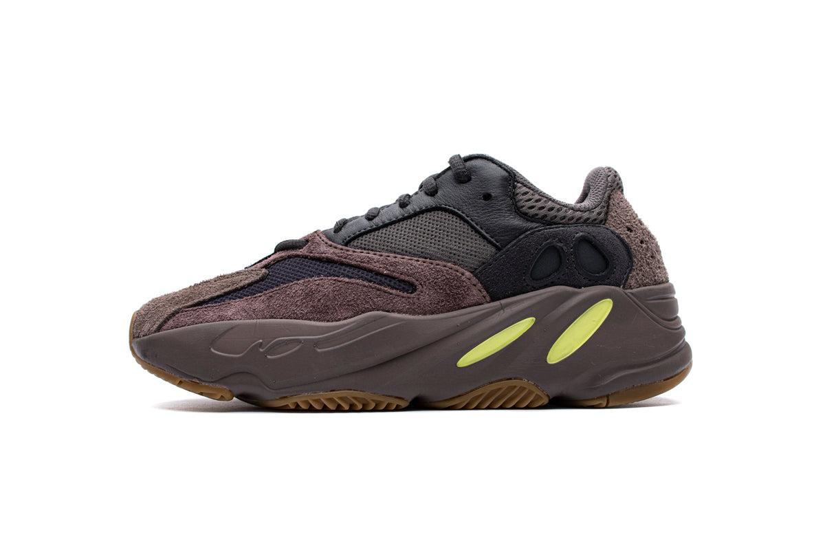 Yeezy Boost 700 “Mauve”