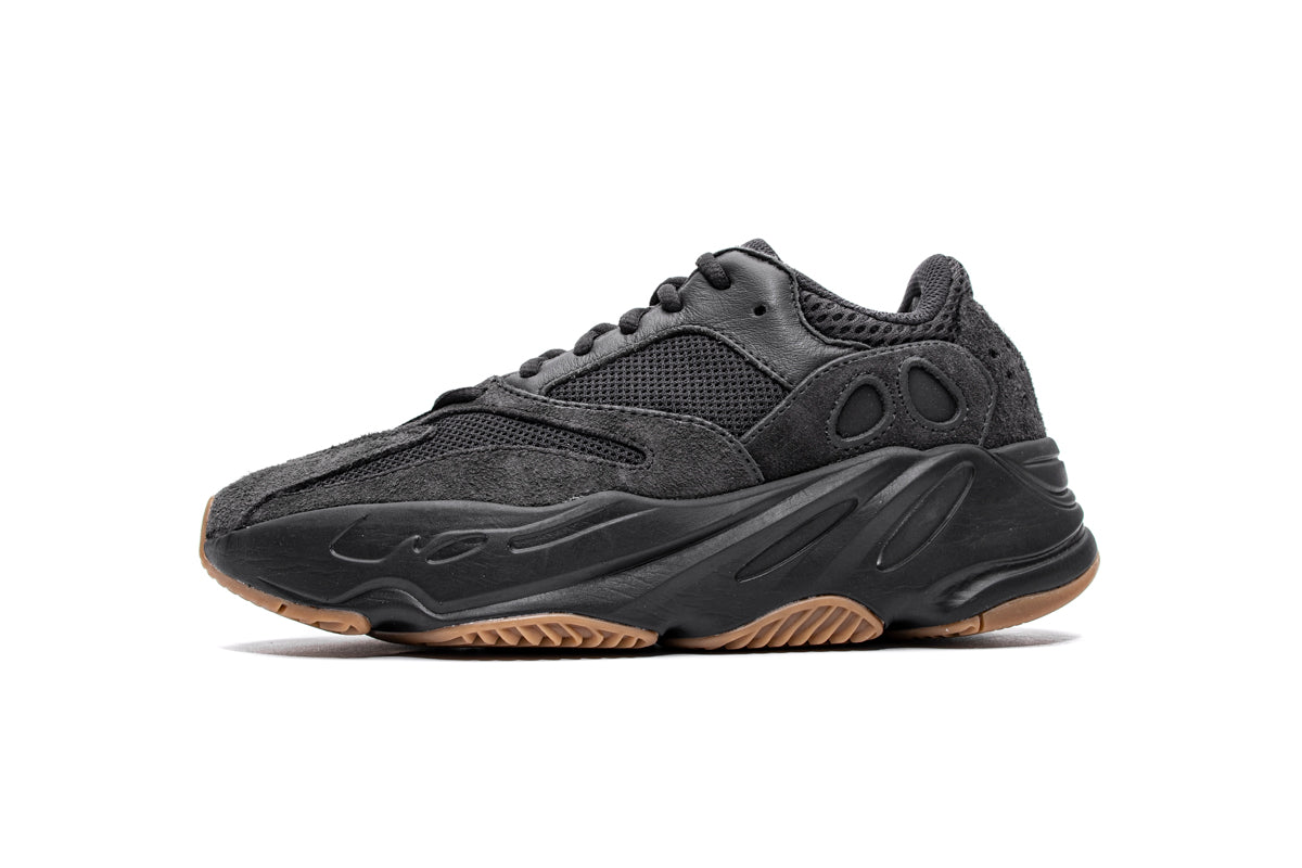 Yeezy Boost 700“Utility Black”