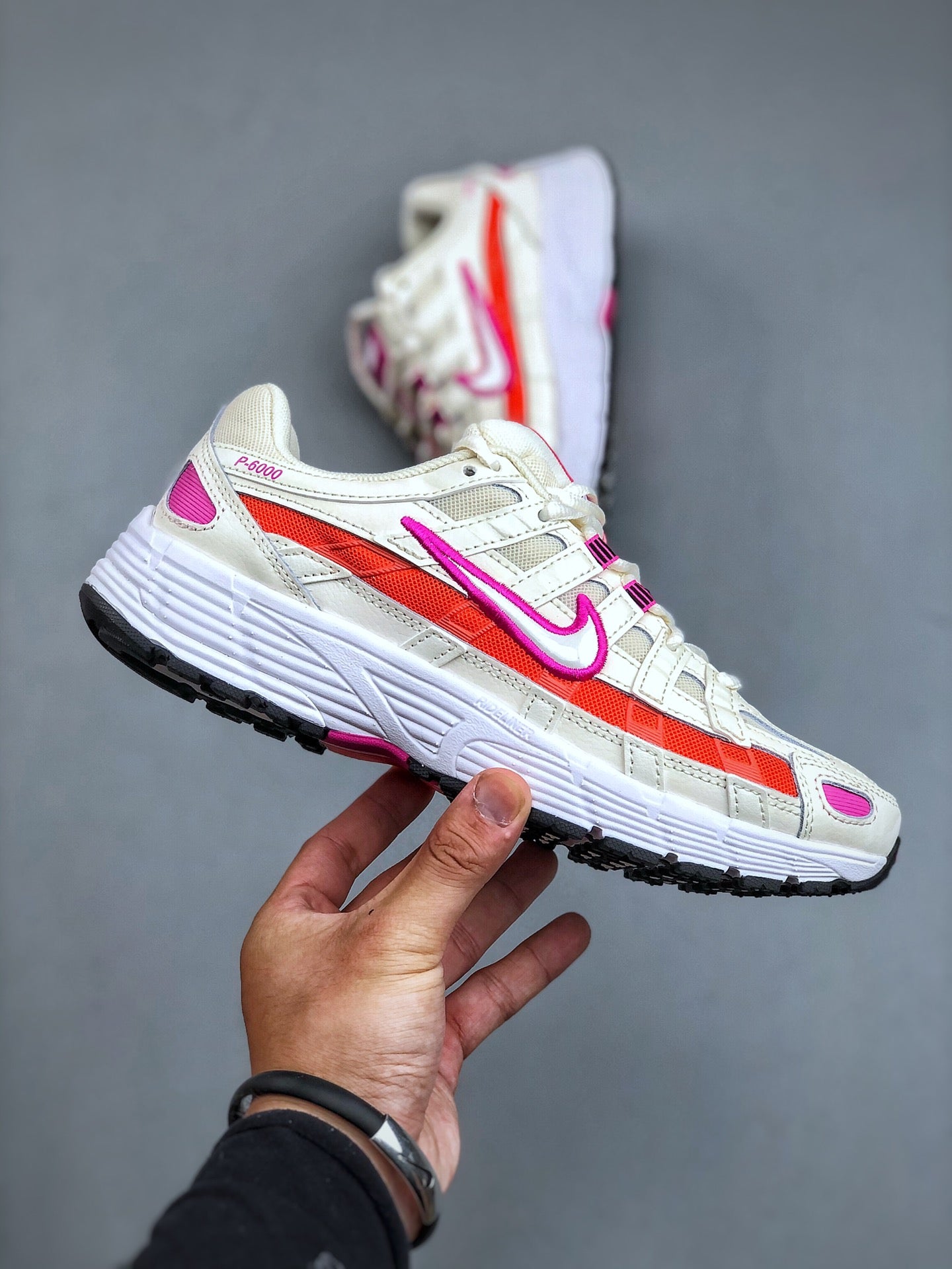 NIKE P-6000 Initiator Running