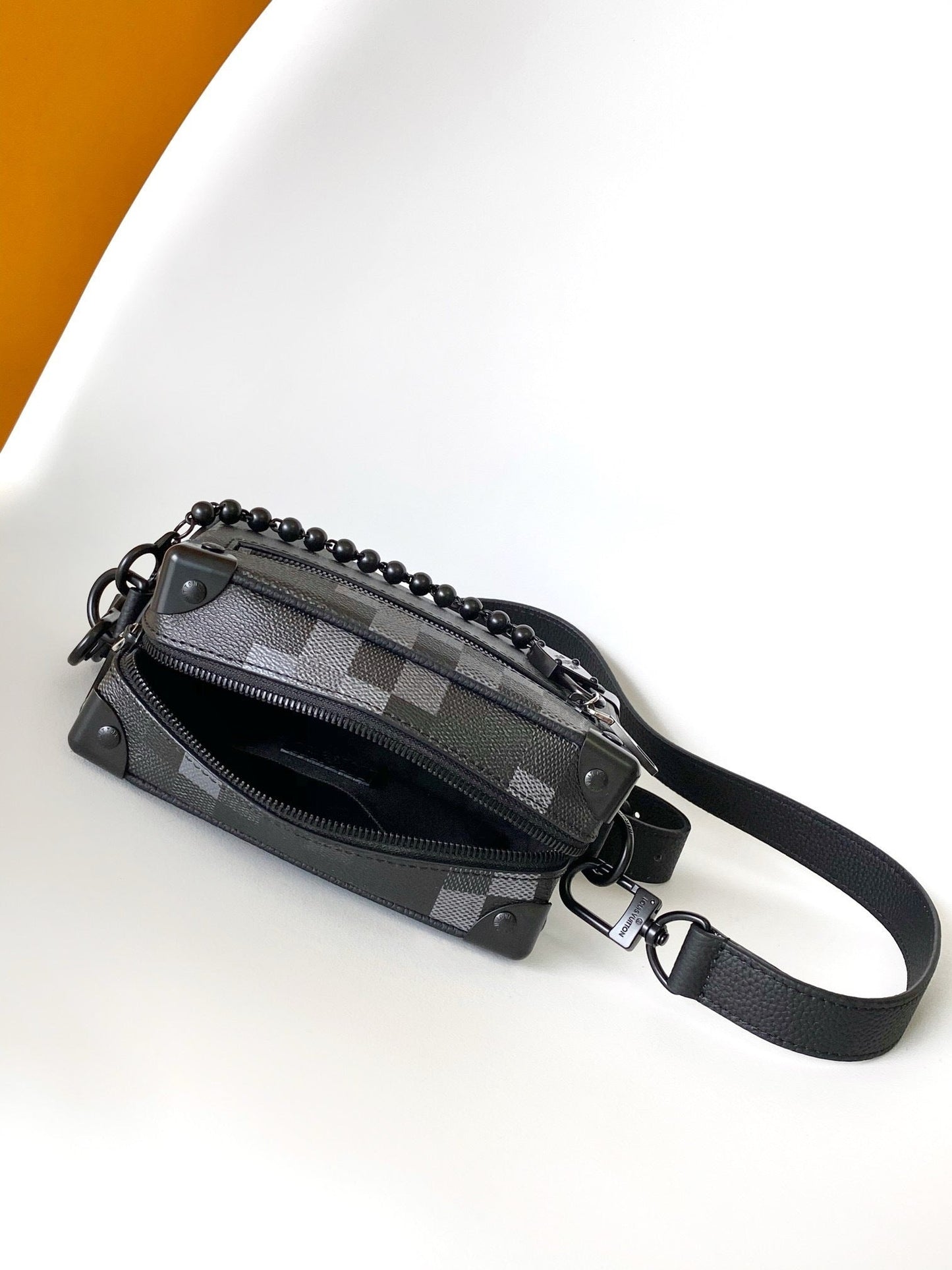 SACOCHE LOUIS VUITTON