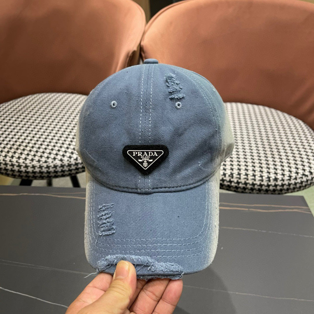 CASQUETTE PRADA