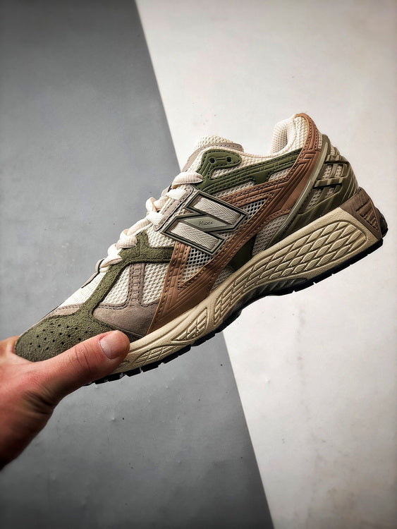 New Balance 1906U