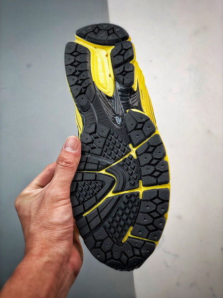 New Balance 1906 x GANNI