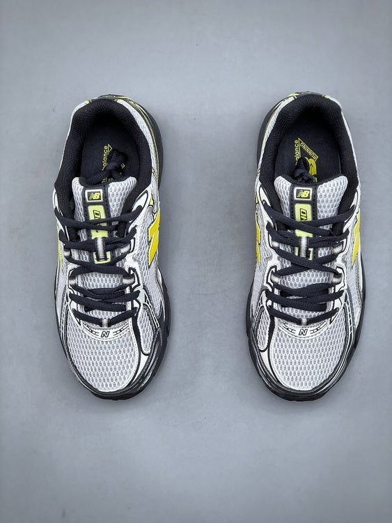 New Balance 740