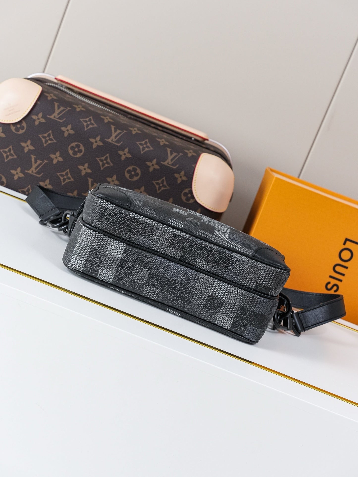 SACOCHE LOUIS VUITTON