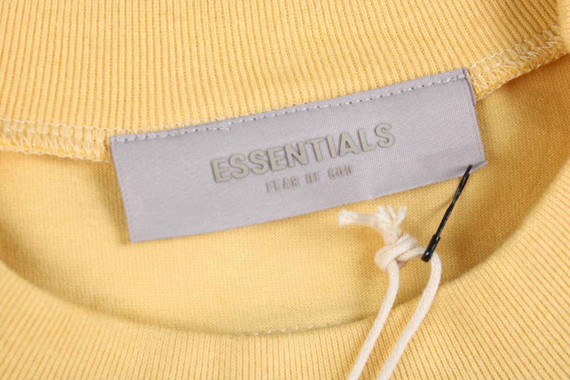 T-shirt essentiel « Fear of God »