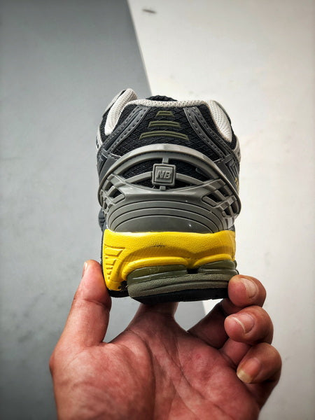 New Balance 1906