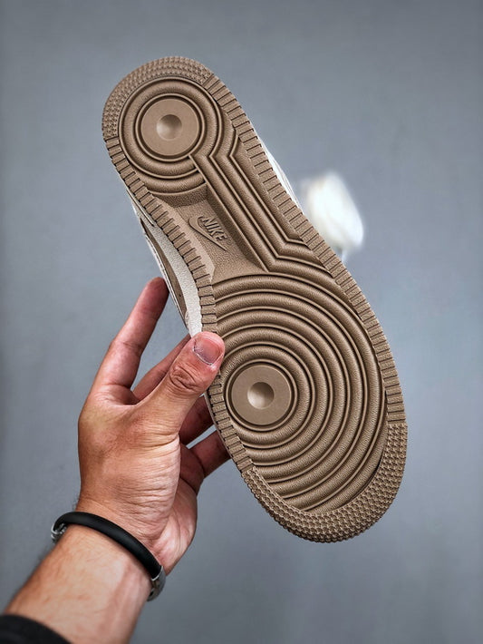 Nike Air Force 1 Low akira