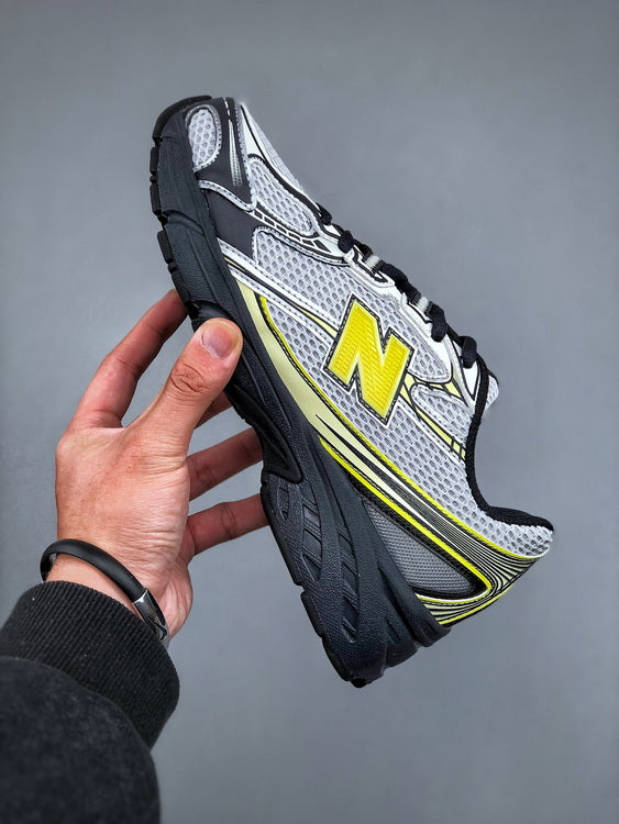 New Balance 740