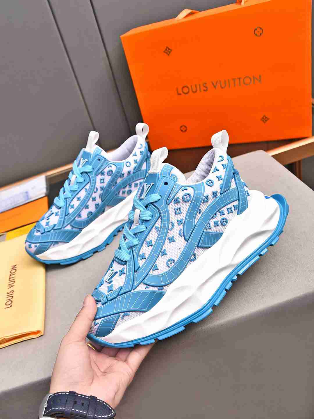 Sneaker LOUIS VUITTON BLANC BLEU