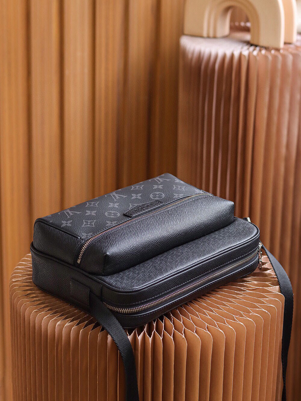SACOCHE LOUIS VUITTON