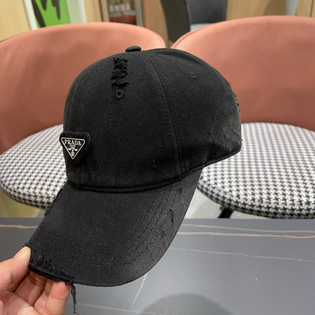 CASQUETTE PRADA