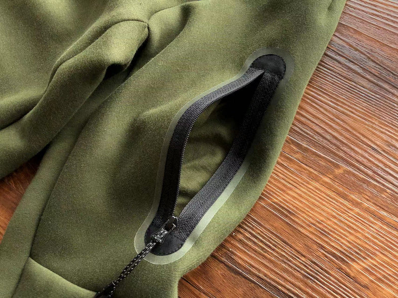 Sweat à capuche Nike Tech Fleece x Vert olive