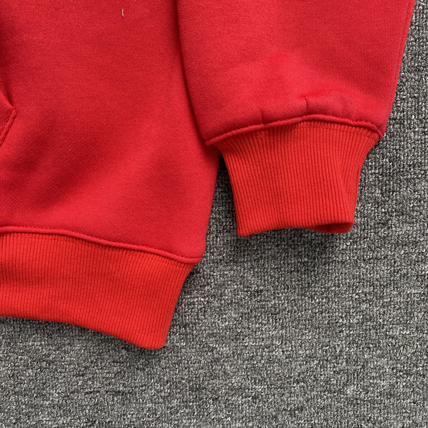 Sweat à capuche Syna World rouge