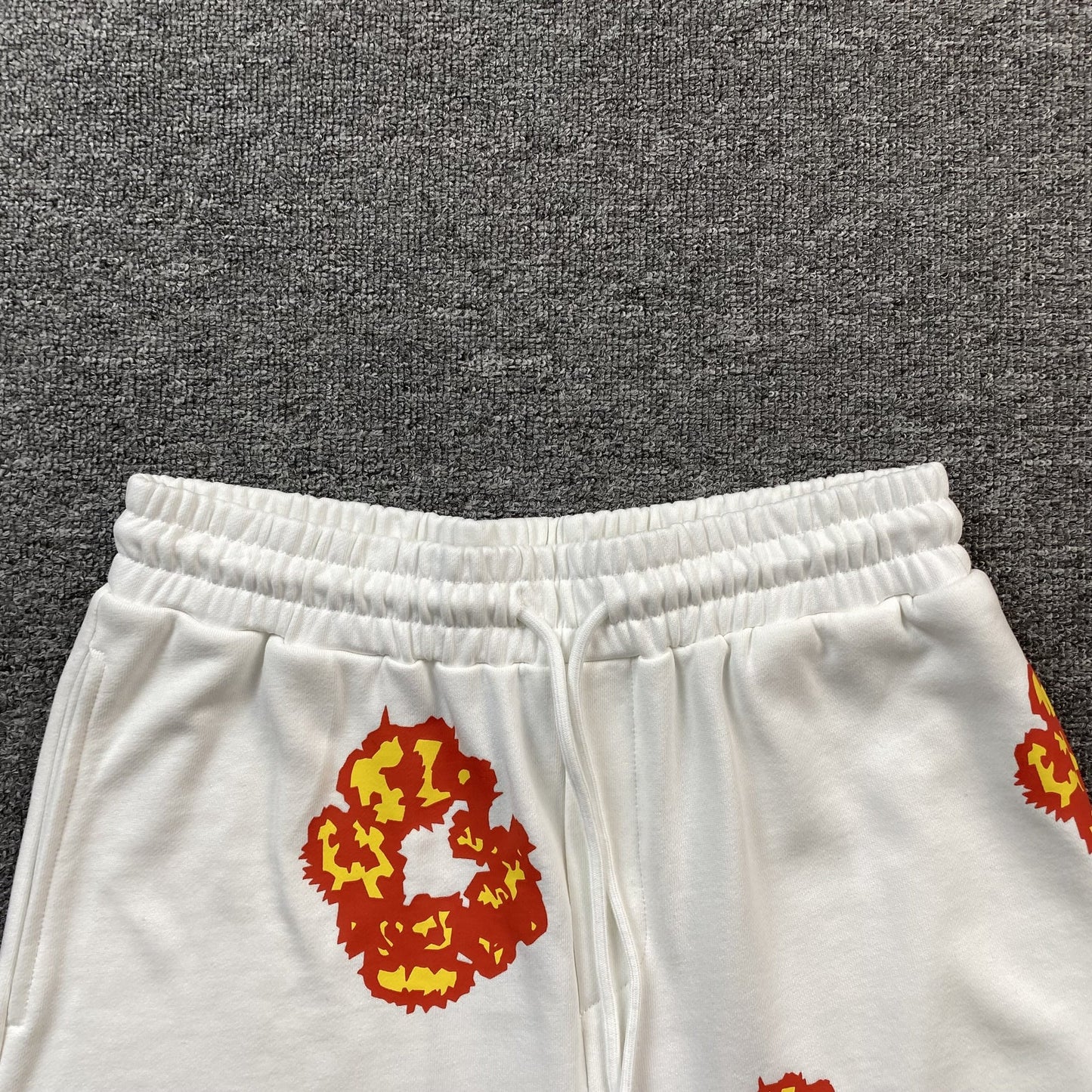 Short Denim Tears x OFFSET blanc