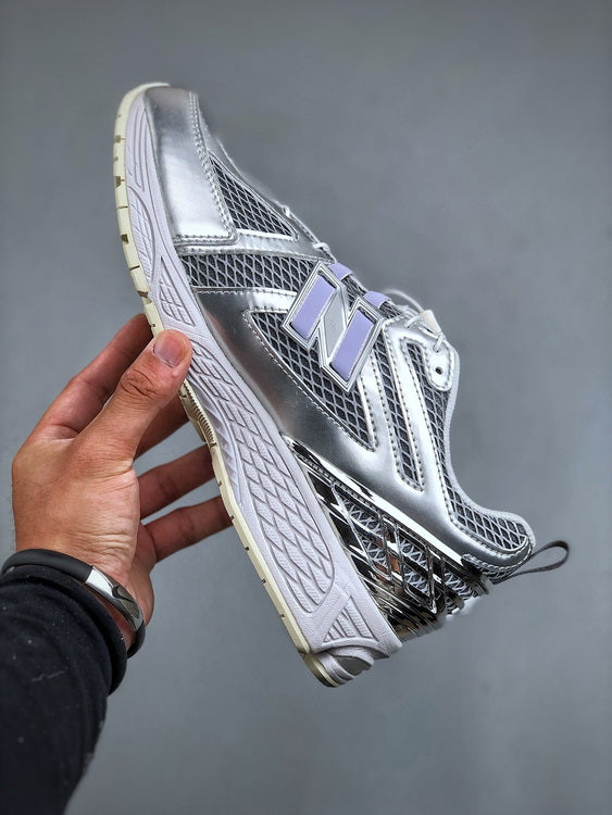 New Balance 1906