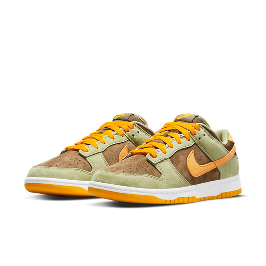NIKE Dunk Low DUSTY OLIVE