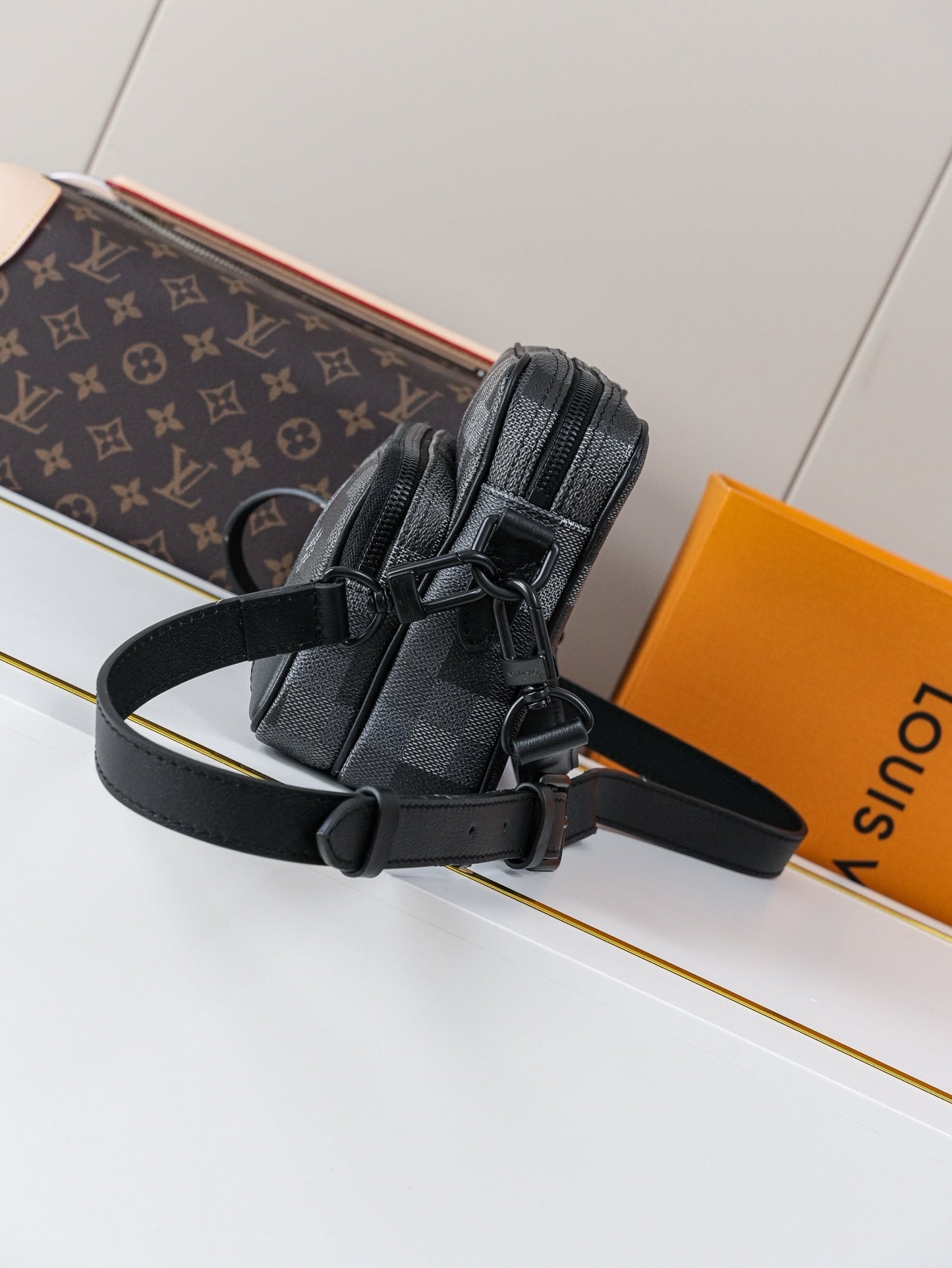 SACOCHE LOUIS VUITTON