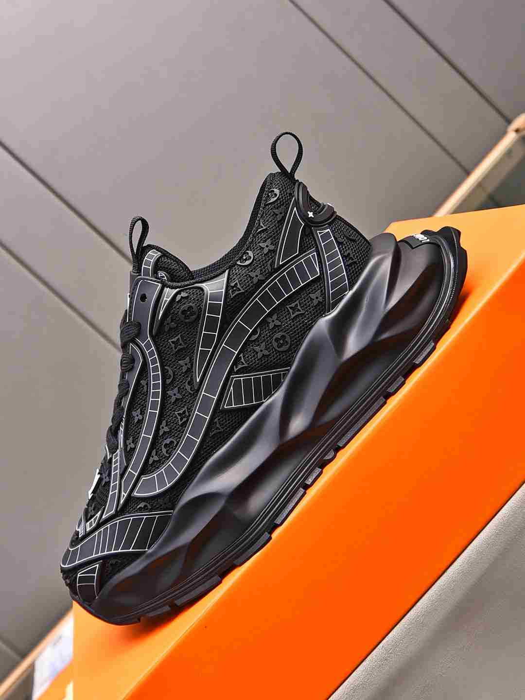 Sneaker LOUIS VUITTON NOIR