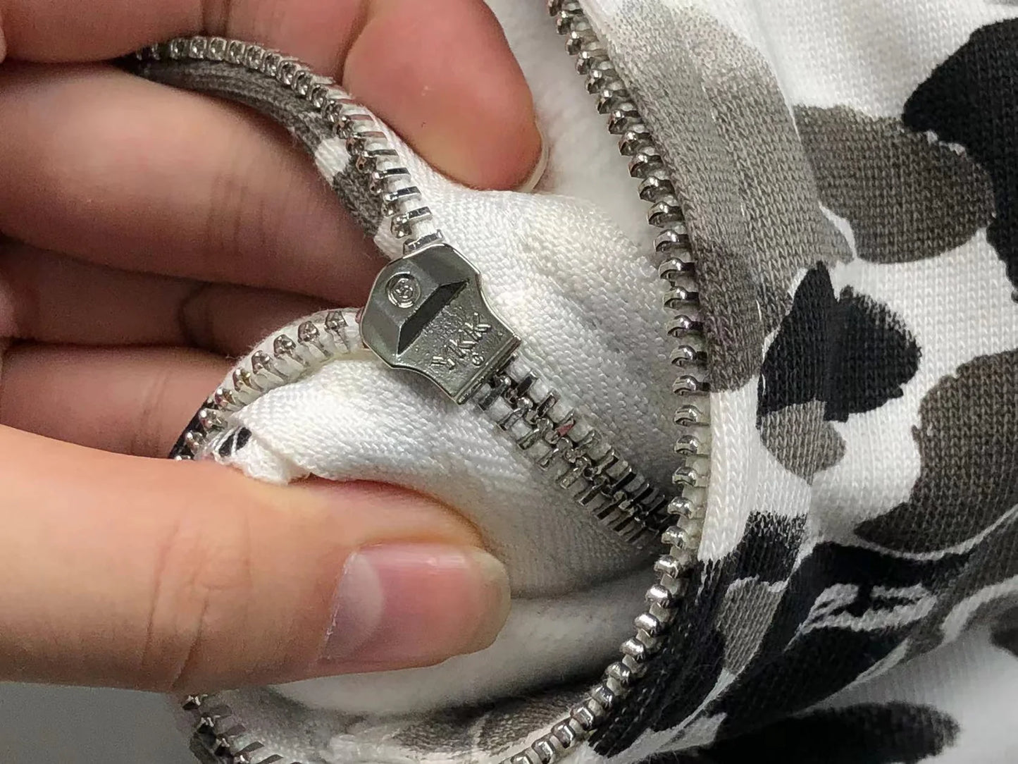 Sweat à capuche zippé intégral BAPE ABC CAMO SHARK GRIS