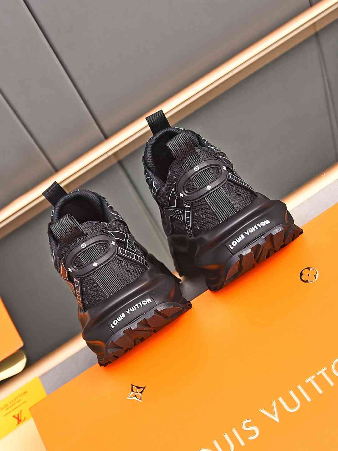 Sneaker LOUIS VUITTON NOIR
