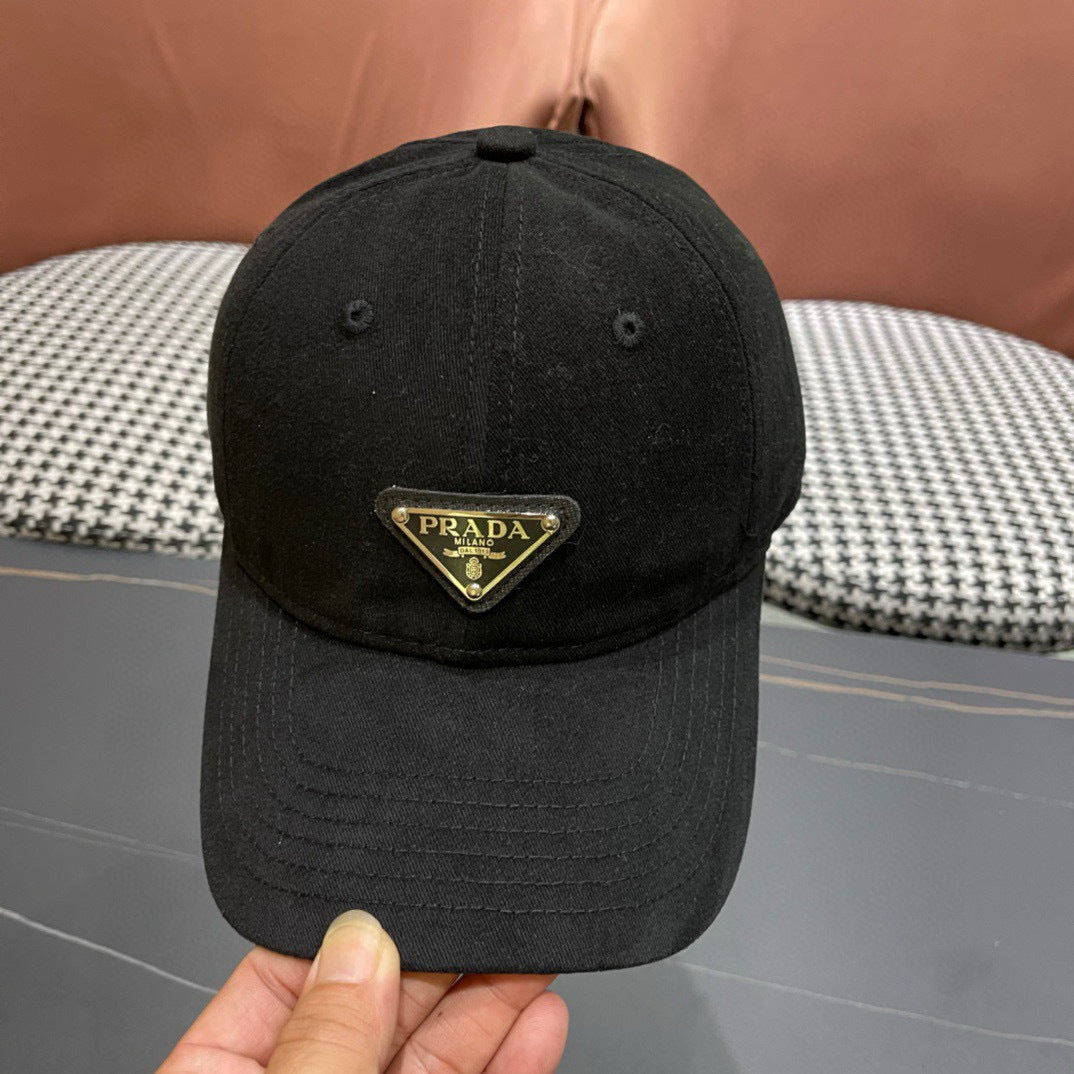 CASQUETTE PRADA